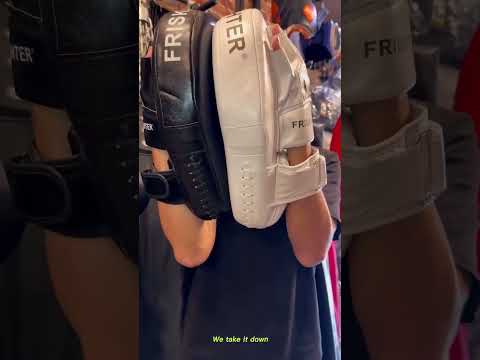 ~子甄彣璟~FRISKY 空氣靶 拳腳靶 腿靶 拳擊 加長手靶 泰拳 搏擊靶 拳擊手靶 訓練靶 運動護具