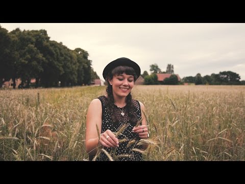 Leona Heine - Wolkenschloss (Offizielles Video)