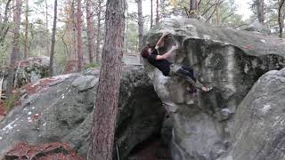 Video thumbnail: Le Surplomb de la Coquille, 7a+ (sit) Fontainebleau