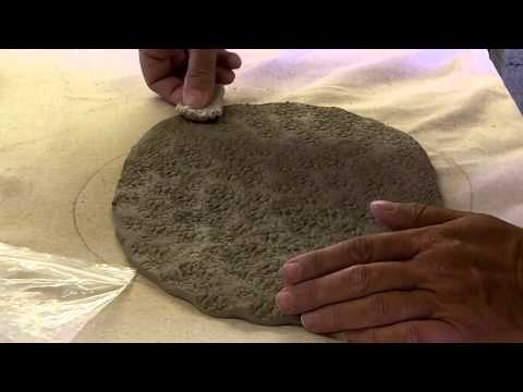 Day 13 TEXTURING Clay & FEET - 30 Bowls 30 Techniques