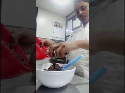 Chef Avinash Singh @#chocolate @#Chocolate ganache @#cheesecake @#cake