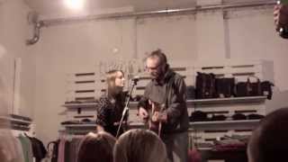 The Indie Queens Are Waiting (Dan Mangan Cover)