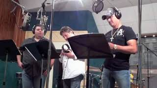 Los Invasores De Nuevo Leon Ft Duelo - En El Ultimo Rincon ( En Vivo)