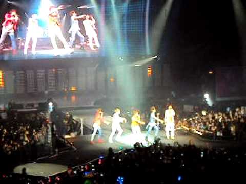 110611 SMTown Paris Replay