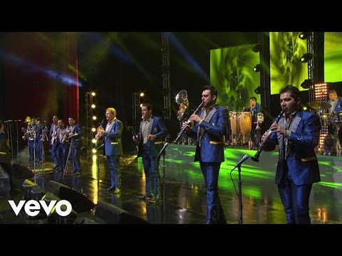 Pa'lla Y Pa'Ca (En Vivo Desde El Coloso De Reforma / 2014)