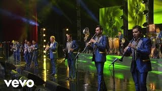 Pa'lla Y Pa'Ca (En Vivo Desde El Coloso De Reforma / 2014)