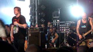 Comeback Kid - Pull back the reins - Hellfest 2011 - Terrorizer tent.MPG