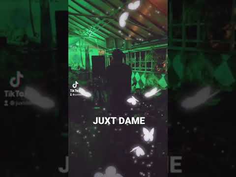 JUXT DAME PERFORMING