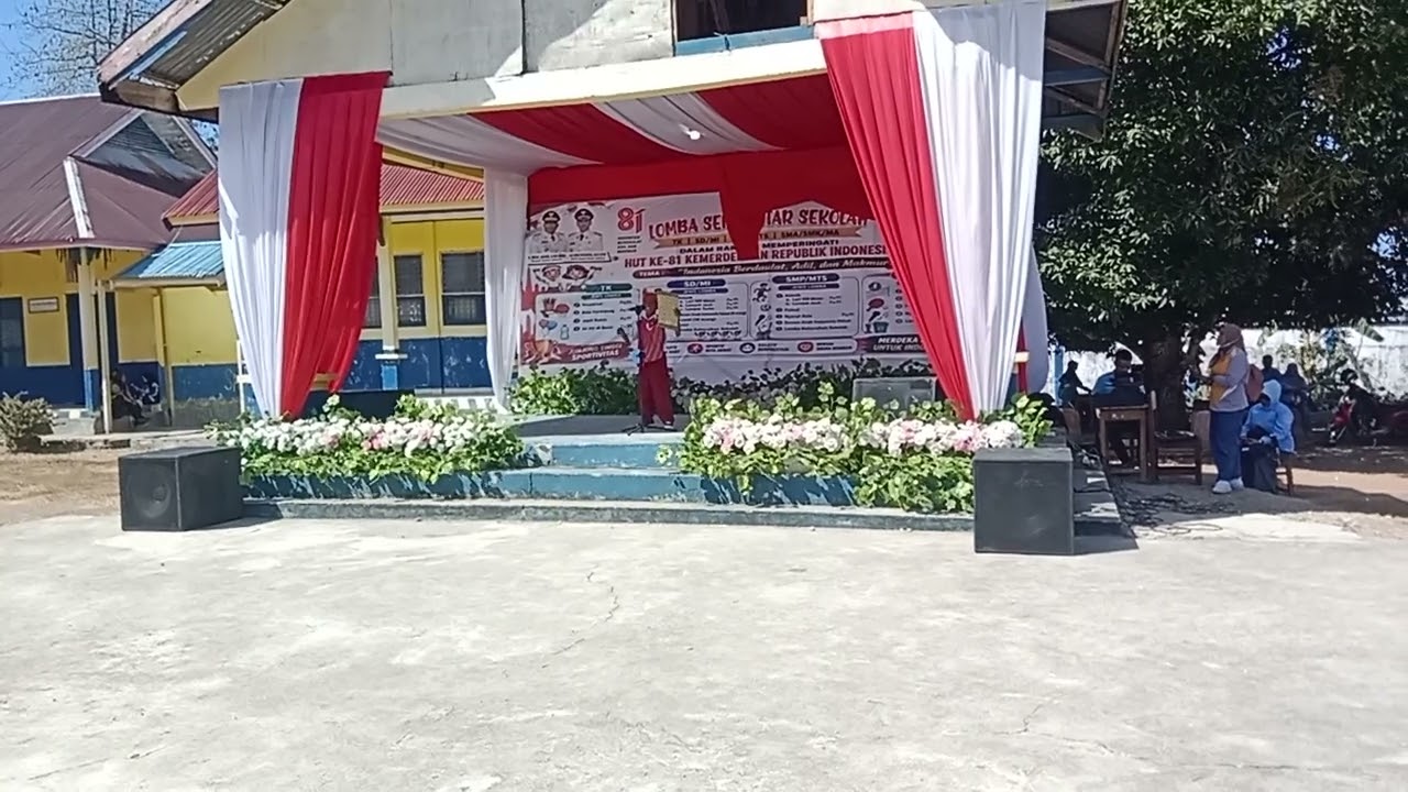 Lomba Baca Puisi Putra