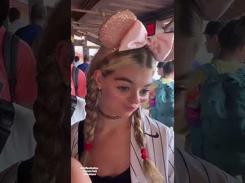 @AlejoIgoa #alejoigoa ❤💞🥺💗🤗#miel #delfi los amo delfi miel alejo