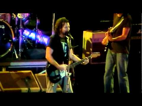 Pearl Jam - I Got Id (New York '10) HD