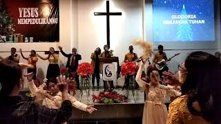 Download lagu Hai Mari Berhimpun, Gloria, Gita Sorga Bergema - Natal Bersama GPdI Bukit Sion mp3 Download lagu Hai Mari Berhimpun, Gloria, Gita Sorga Bergema - Natal Bersama GPdI Bukit Sion mp3