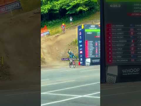 🤔 Pourquoi il proteste ?