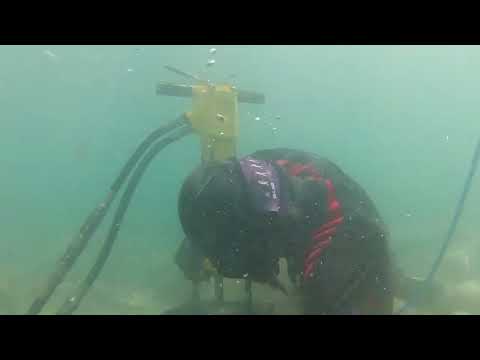 Underwater rock breaking services