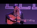 Elizabeth Cook - I'm Not Lisa