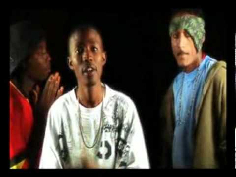 UREMBO WAKO - Gadaffi feat. Shics Davida (Video)