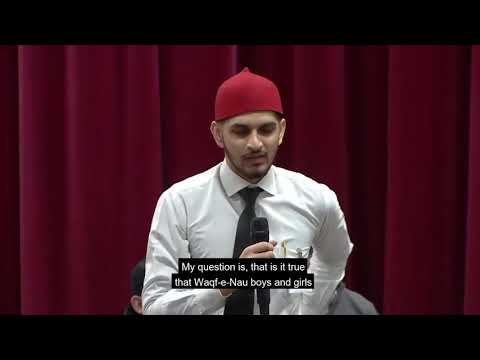 Can Waqf-e-Nau boys and girls marry outside the "Tehrik" (Organization of Waqf-e-Nau)?