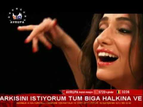 Öykü gürman  & Berk |  Evlerinin Önü Boyali Direk 🎼