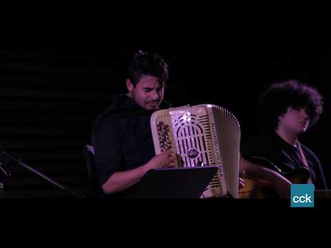 Atardeciendo Amaneceres - Esperándote en vivo en el CCK