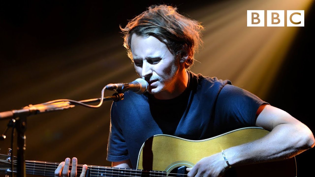 Ben Howard's breathtaking performance of End of the Affair | Later... With Jools Holland - BBC - YouTube