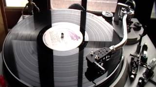 The Moody Blues - How Is It (We Are Here) (vinilo)