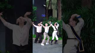 South Indian dance performed by handsome Korean men 🥰🥰🥰 🇰🇷🇮🇳🇹🇭 | #aoora  #centralworld
