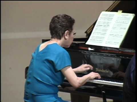 ゲオルゲ ディマ音楽アカデミー - 定義