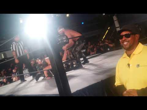 Joey Janela vs Jon Moxley on the Rock n Wrestling Rager