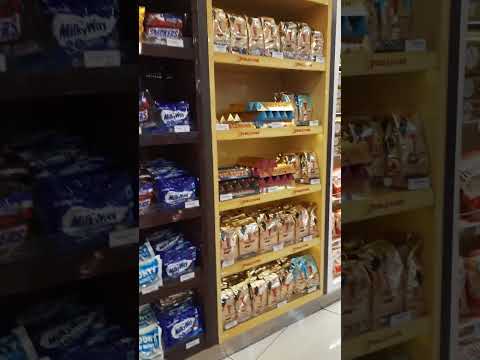 Variety of Chocolates in Malaysia 🇲🇾 Airport 🥰🥰🥰😋😋😋