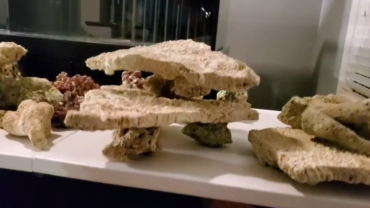 Reefing 6: Plumbing Change on the #megamatrix #planetaquariums  & Rockscape