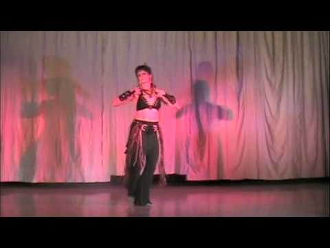 Muneerah Belly dance Fusion pastiche