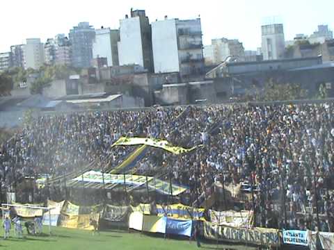 "VAMOS-VAMOS LOS BOHEMIOS....." Barra: La Banda de Villa Crespo • Club: Atlanta