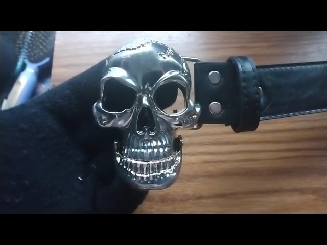 Vídeo relacionado con HiyyFloy Cinturón De Calavera Punk para Mujer, Cinturón De Cuero con Hebilla De Calavera, Cinturón Punk Decorativo, Cinturón con Remaches Y2k para Pantalones, Accesorios De Disfraz.