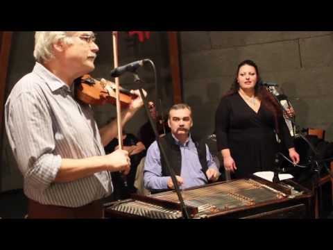 Tintér Gabriella és a Bekecs zenekar -  Fonó 2013 - V.