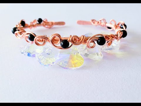 Stacking Finger Swirl Bangle - Cheryl St. Pierre