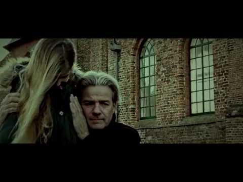 Momenten (Officiële videoclip)