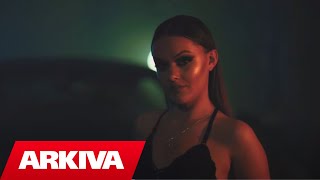Sarah - My Life 18