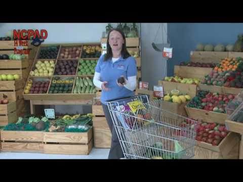 八百屋さんでの果物や野菜の選び方 (How to Pick Fruits and Vegetables at the Grocery Store)