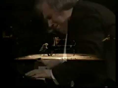 MUST-WATCH Sokolov's amazing Rendition of Chopin: Nocturne C sharp minor