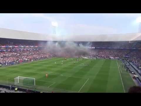 Wij willen vuurwerk zien...... Ajax PEC Zwolle bekerfinale 2014