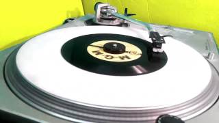 Jimmy Durante - Fugitive From Esquire