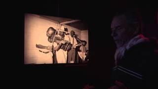 Exposition Les haricots sont pas salés commentée par Zachary Richard