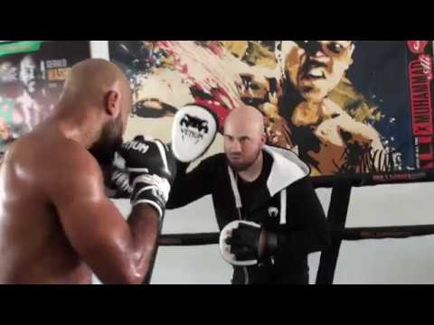 Gerald Washington 6'6 & 250 Pounds POWER PUNCHING MITT WORKOUT vs Deontay Wilder