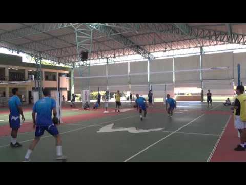 PETECA FELIX - PINGADA SENSACIONAL DE COROA!