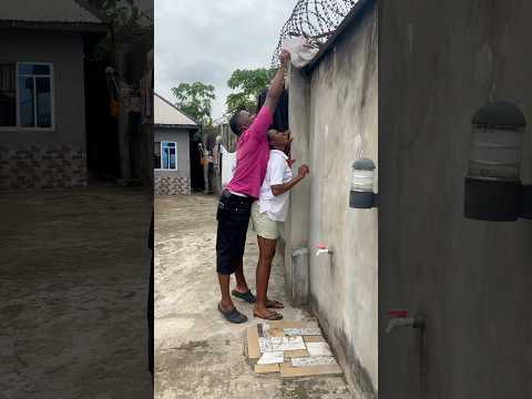 Tapping current successfully #afrohouse #newmusic #afrobeats #vibes #comedy #amapianotv #comedydance