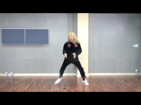 MINZY (공민지) 프리스타일 댄스