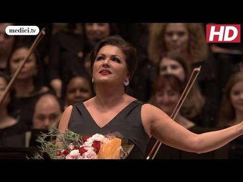 Anna Netrebko - Adriana Lecouvreur "Io son l'umile ancella" - Cilea: Tucker Opera Gala 2016