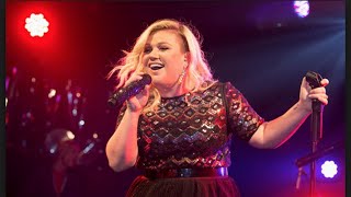 Fox Anchor Fat Shames Kelly Clarkson For His Own Amusement