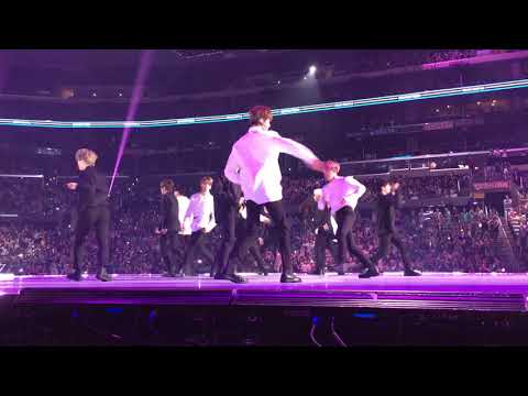 170819 SEVENTEEN(세븐틴) - ROCK Fancam - KCON LA 2017 DAY 1 (MINGYU!)