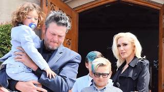 Download lagu Blake Shelton Stops Denying And Confirms The Rumors mp3